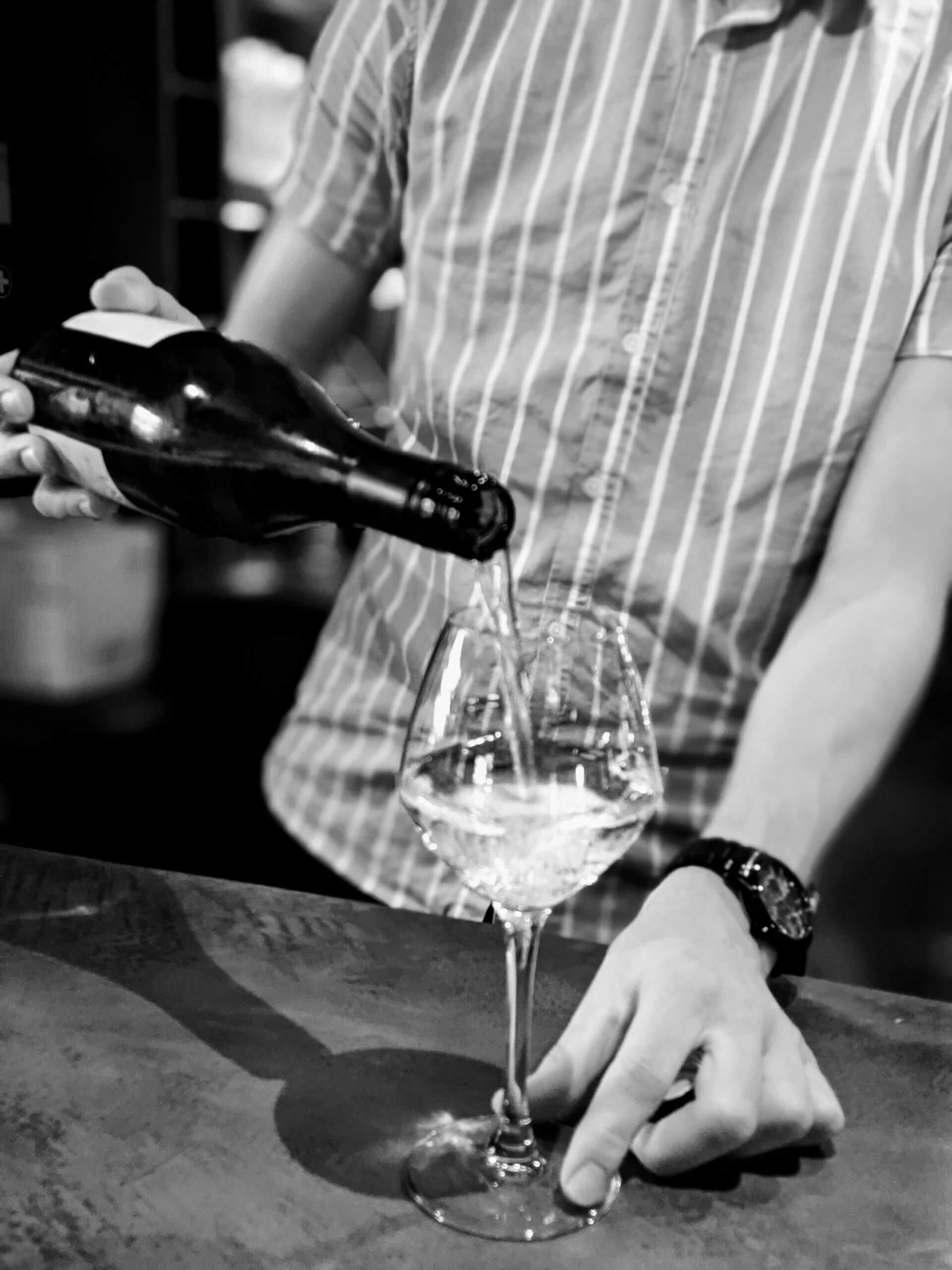 Café afhuren voor verjaardag, jubileum, bruiloft of besloten borrel. Café afhuren voor verjaardag, jubileum, bruiloft of besloten borrel.